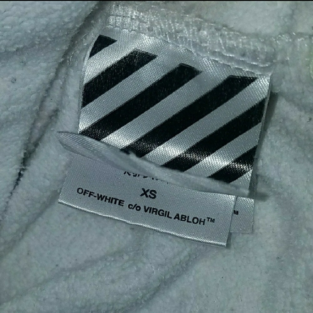 SPRAY PAINT OFF-WHITE HOODIE - Picture 6 of 7